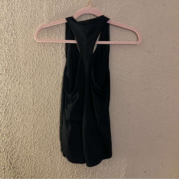 Nike Women's Black Racerback Sleeveless Tank Top Sz M Athletic Sports Athleisure - Picture 6 of 8
